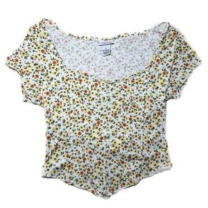 Floral Ribbed Fitted Tee with Defined Triangle Front